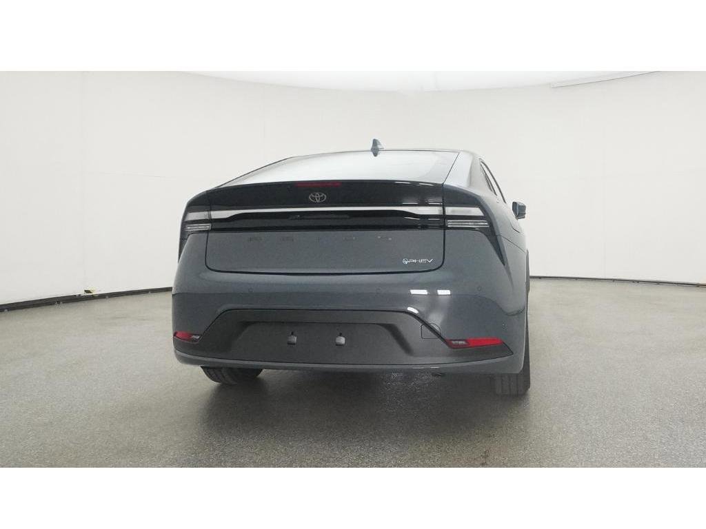2025 Toyota Prius SE - Photo 23