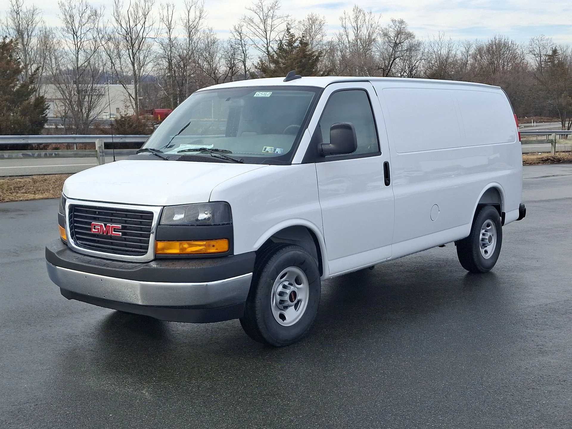 2025 GMC Savana Cargo Work Van - Photo 29