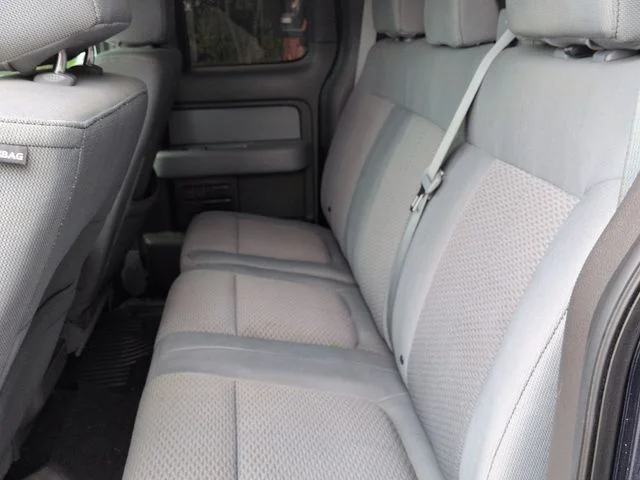 Used 2014 Blue Ford XLT image 22