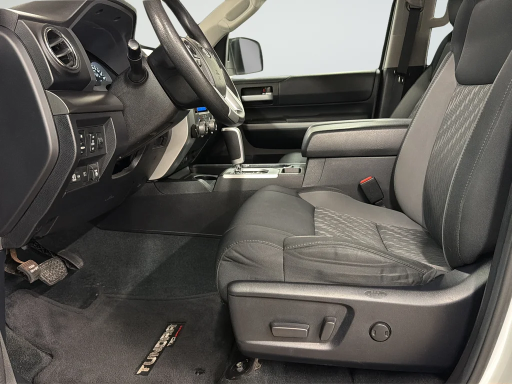 Used 2021 White Toyota SR5 image 10