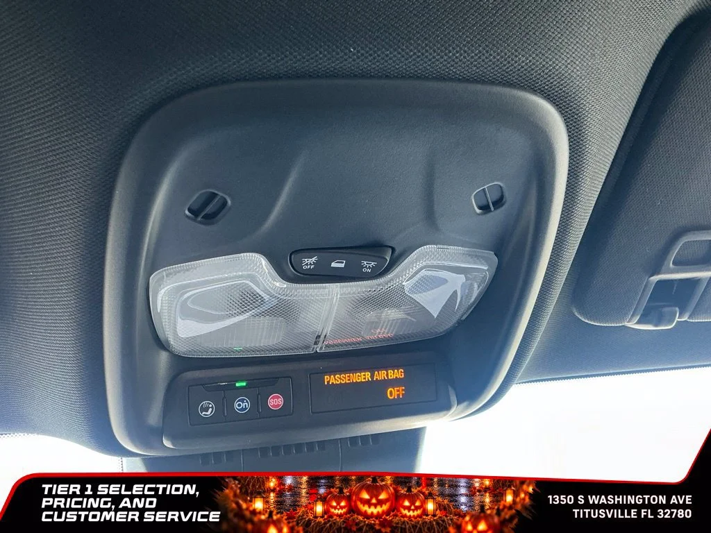 New 2026 Sterling Metallic GMC Elevation image 34