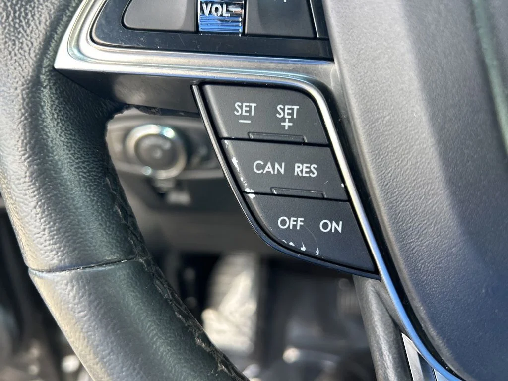 Used 2020 Gray Lincoln Standard image 46
