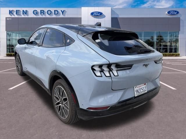 Used 2024 Gray Ford Premium image 4