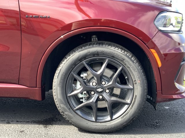 New 2026 Octane Red Pearl-Coat Exterior Paint Dodge GT Plus HEMI V8 image 16