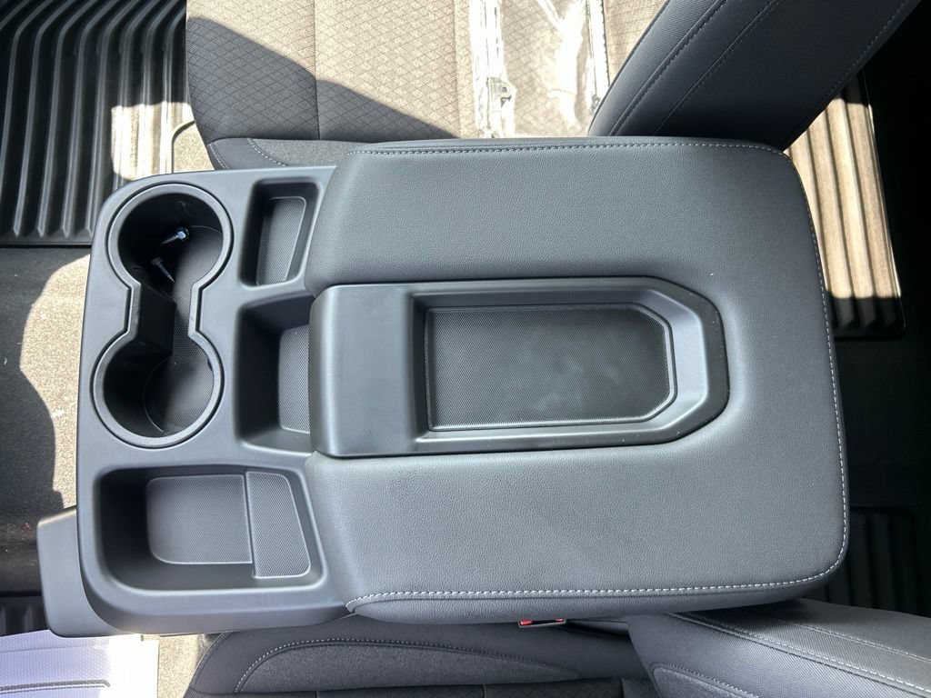 New 2026 Summit White Chevrolet LT (2FL) image 20