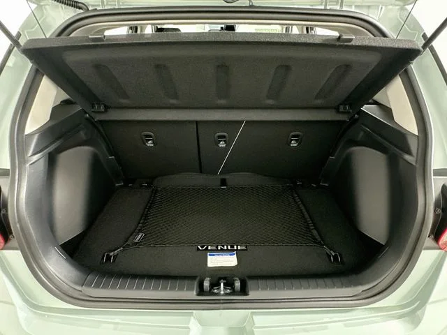 New 2026 Green Hyundai SE image 20