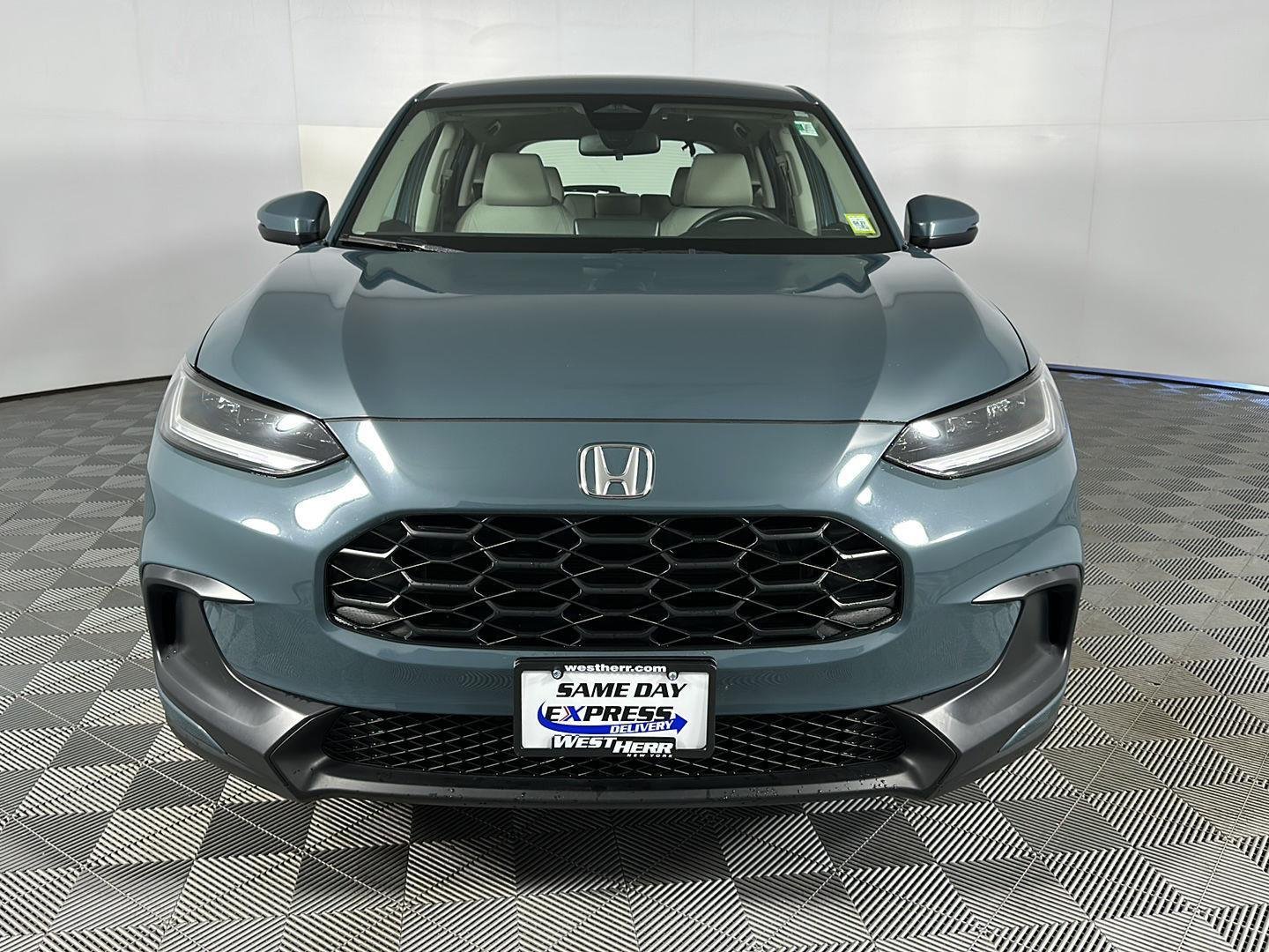 Used 2024 Nordic Forest Pearl Honda LX image 2