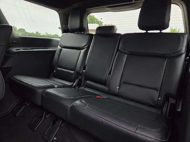 New 2026 Dark Matter Gray Metallic Ford Platinum® image 31