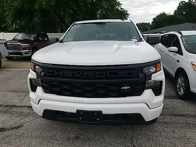 Used 2026 White Chevrolet Custom image 11