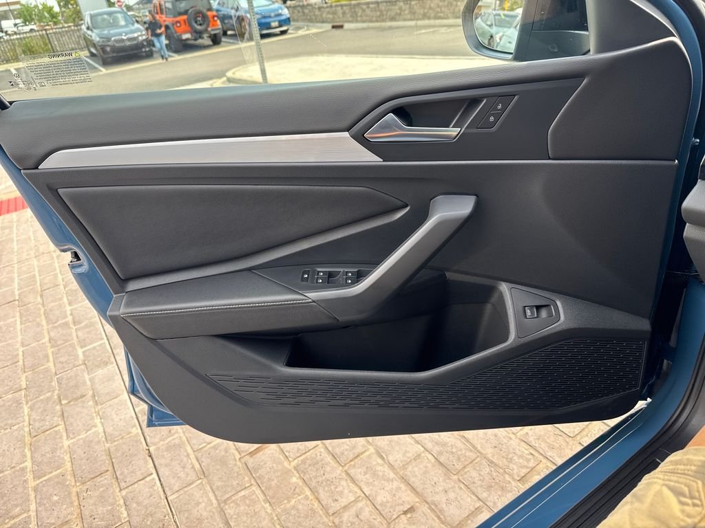 New 2026 Monterey Blue Pearl Volkswagen 1.5T Sport image 10