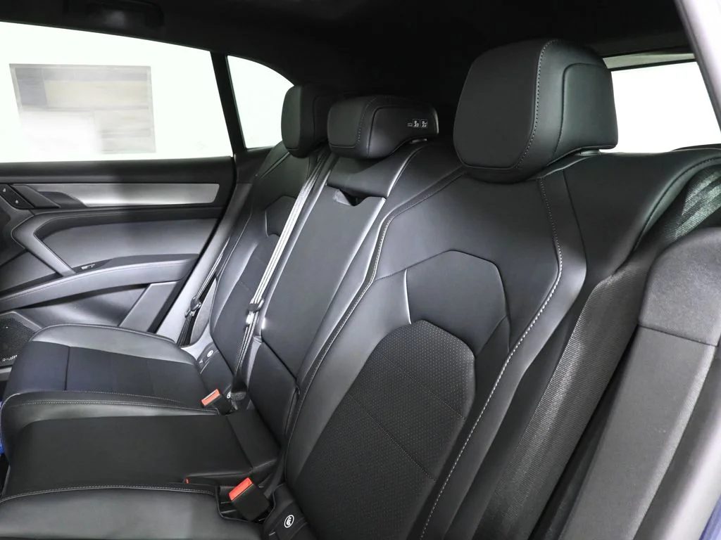 2026 Porsche Cayenne S - Photo 38