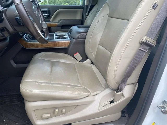 Used 2018 White GMC SLT image 12