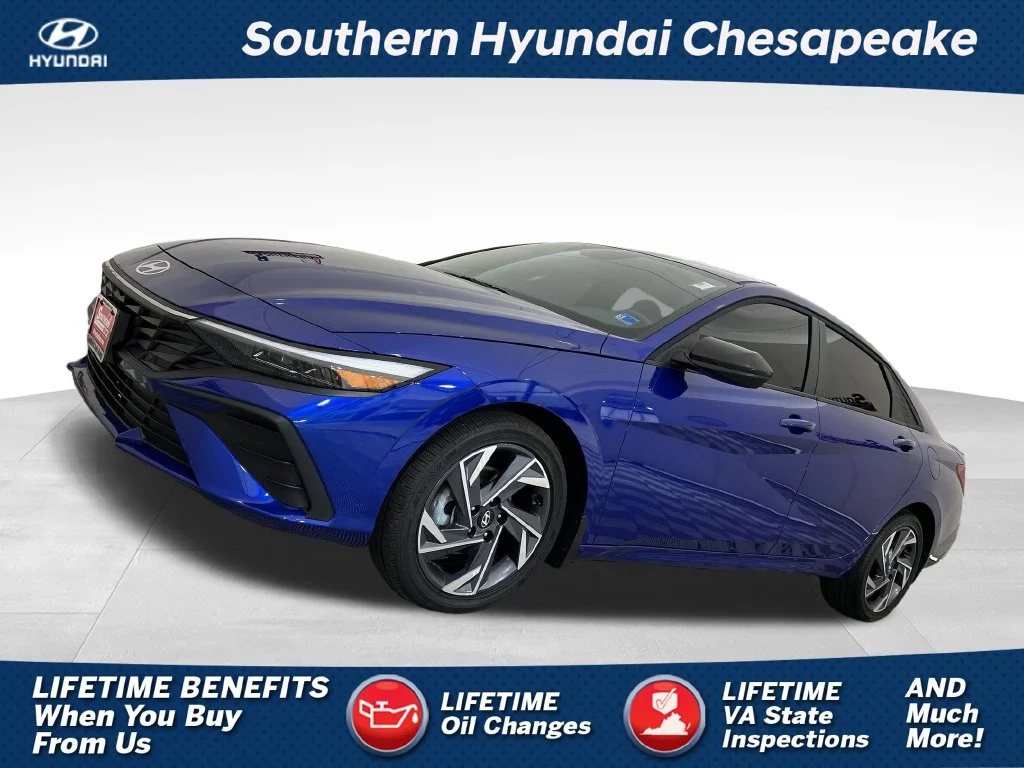 Used 2025 Blue Hyundai SEL Sport image 1