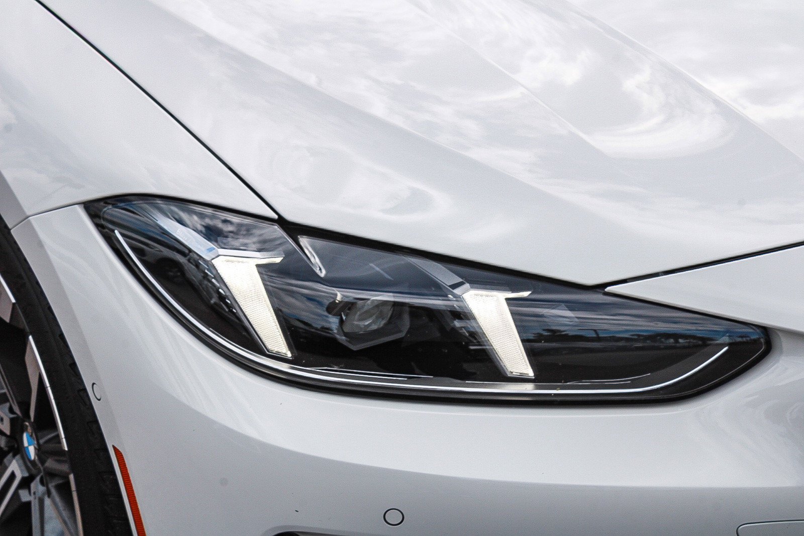 Used 2026 Alpine White BMW 430i image 9