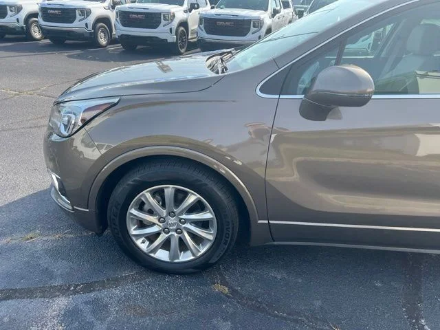 Used 2019 Brown Buick Essence image 7