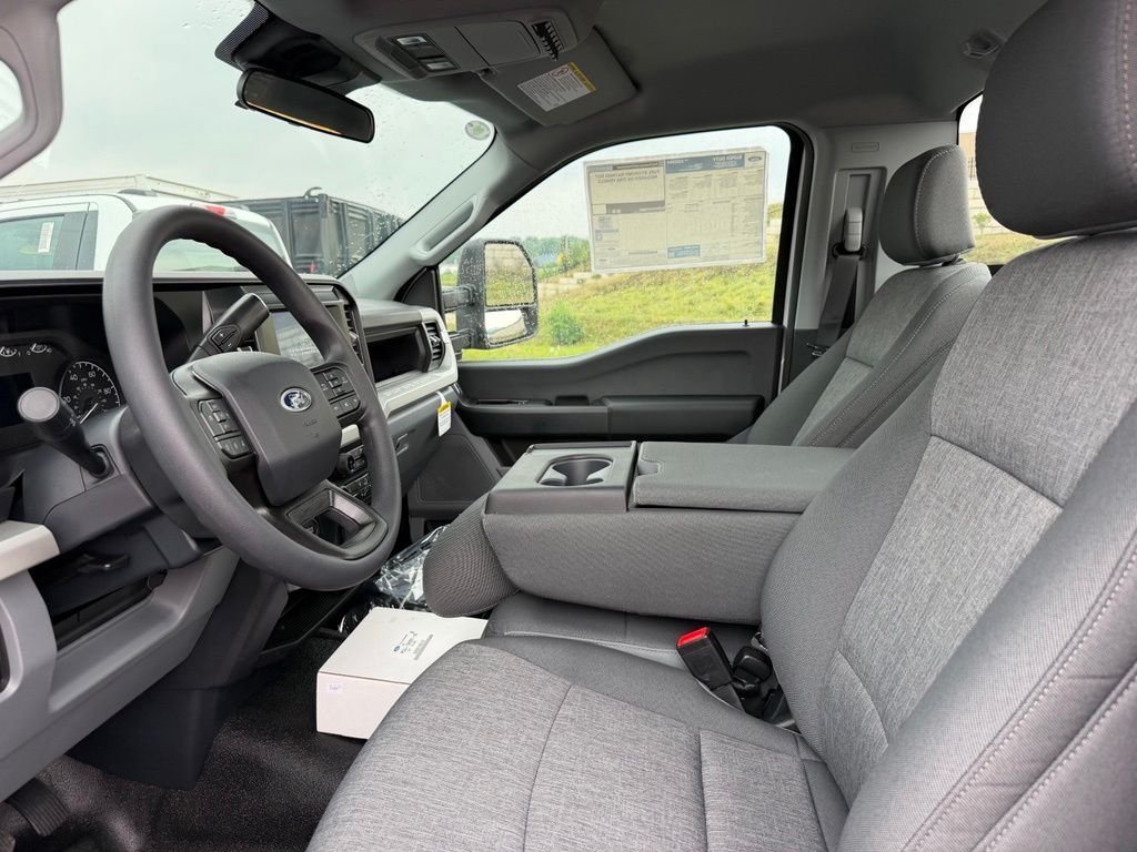 New 2026 White Ford XL image 4