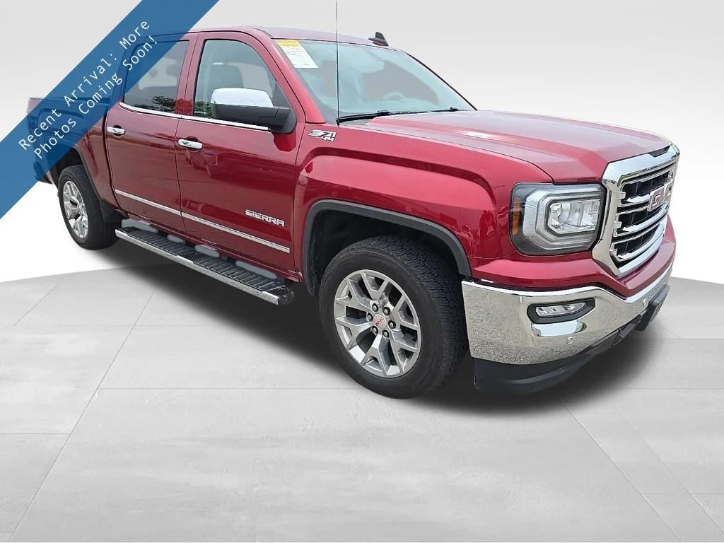 2018 GMC Sierra 4WD Crew Cab Short Box SLT's photo