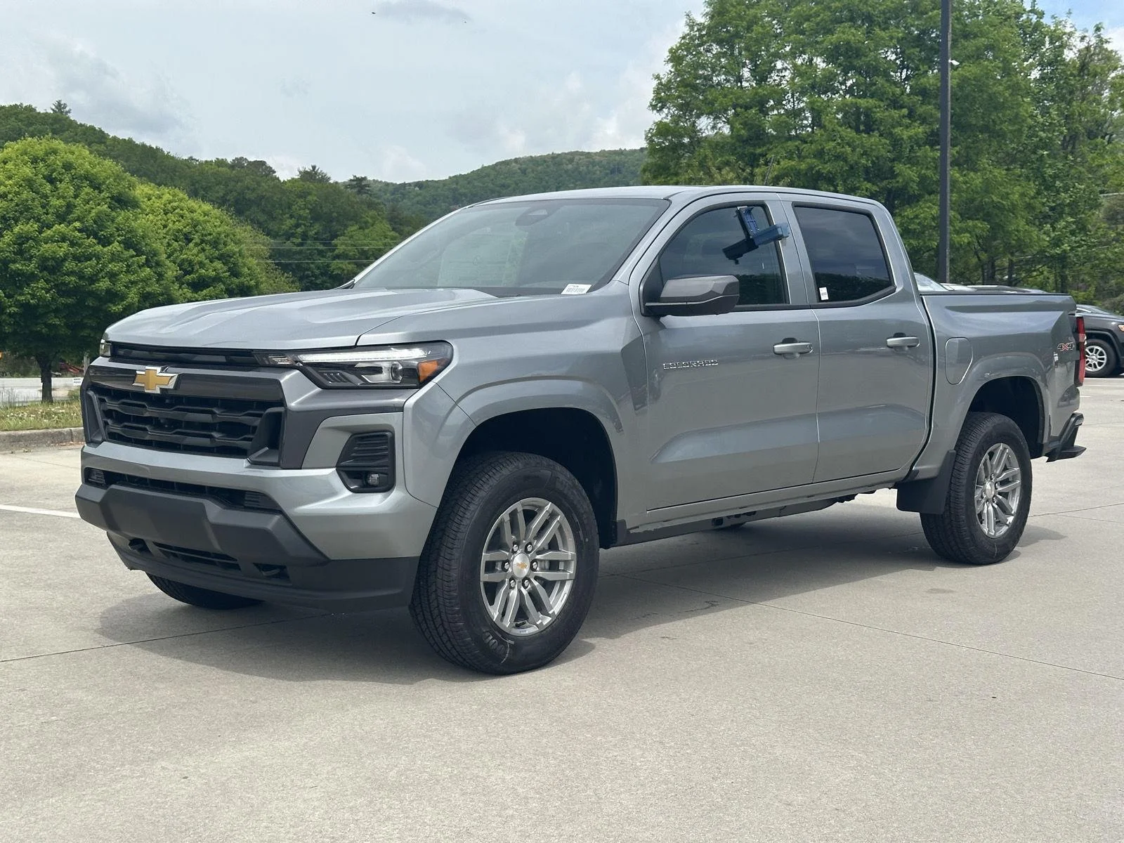 New 2026 Sterling Gray Metallic Chevrolet 4WD LT image 3