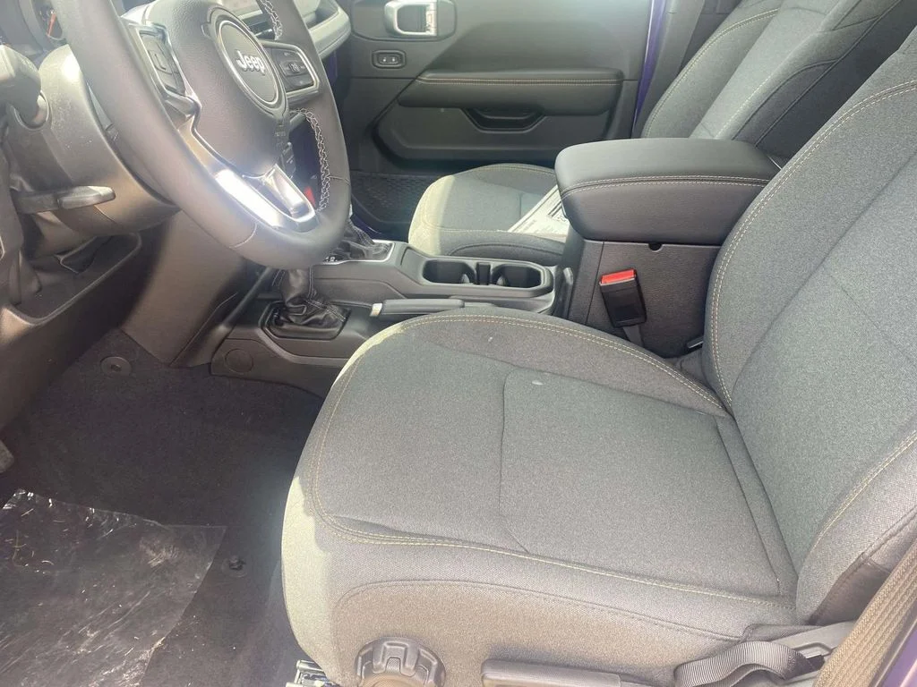 New 2026 Reign Exterior Paint Jeep Sahara image 15