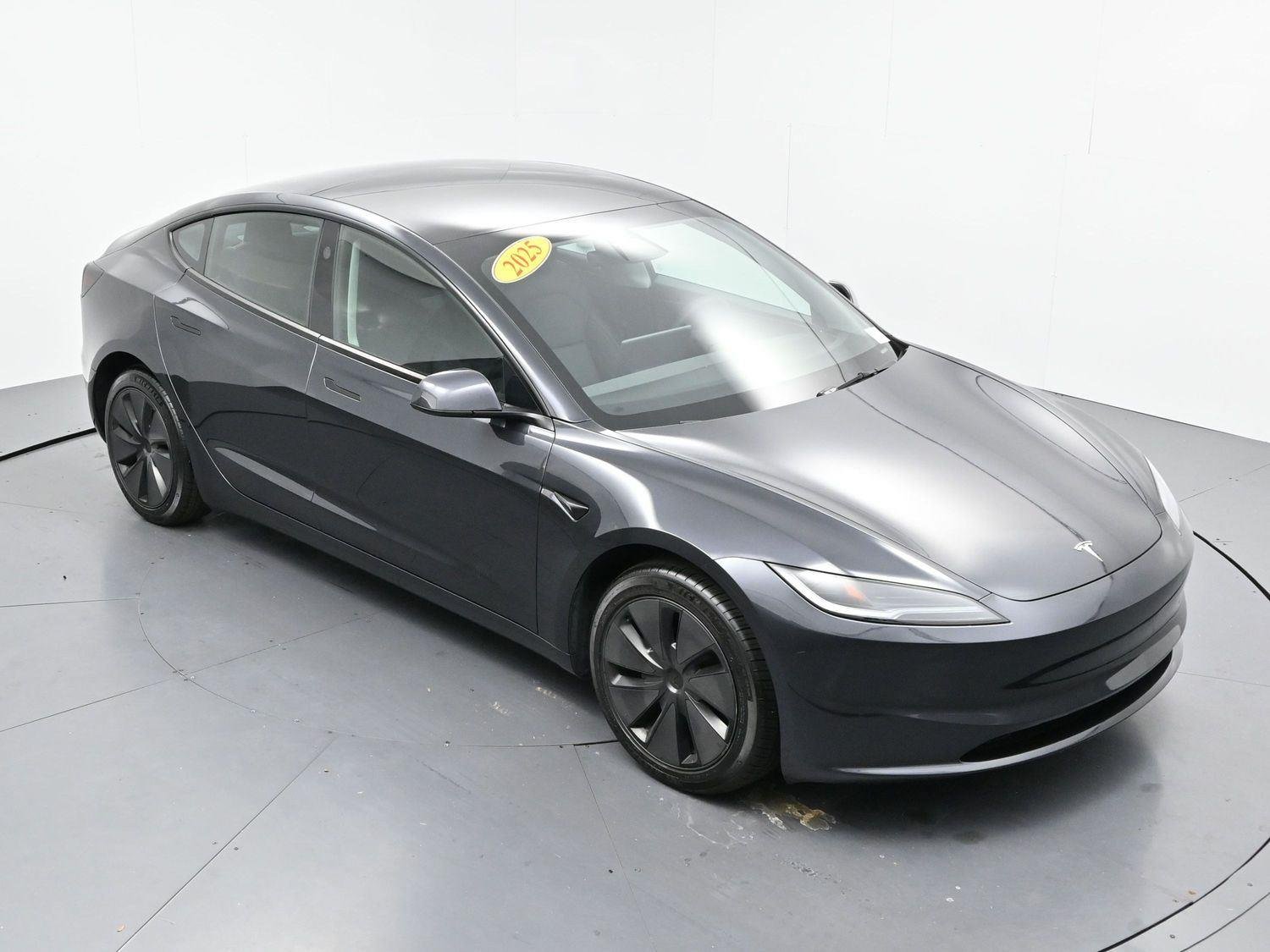Used 2025 Black Tesla Long Range image 36