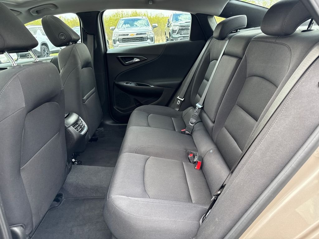 Used 2023 Gray Chevrolet LT image 27