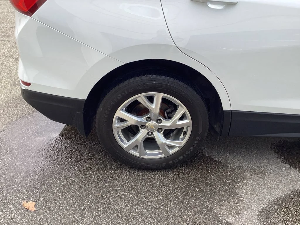Used 2020 SUMMIT WHITE Chevrolet LT image 19