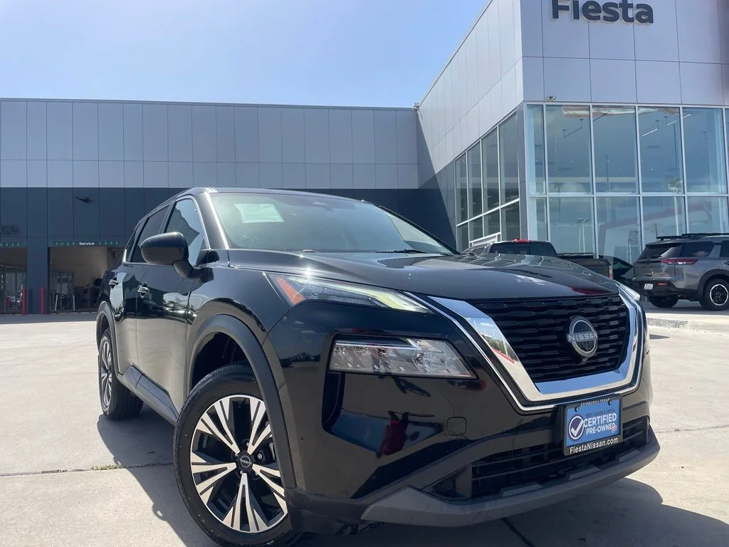 Used 2023 Black Nissan SV image 1
