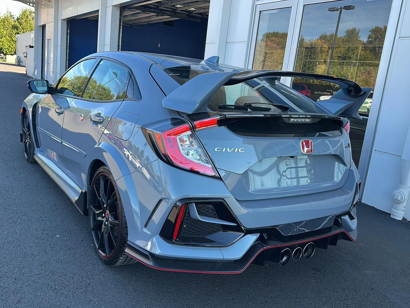 Used 2021 Sonic Gray Pearl Honda Type R Touring image 3