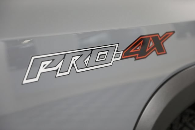 2024 Nissan Frontier PRO-4X - Photo 32