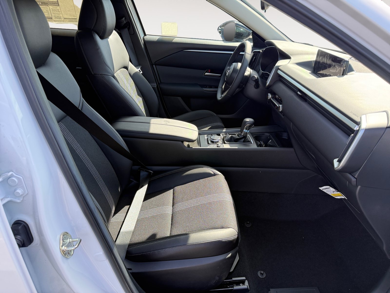 New 2026 Wind Chill Pearl Mazda 2.5 S Select image 19