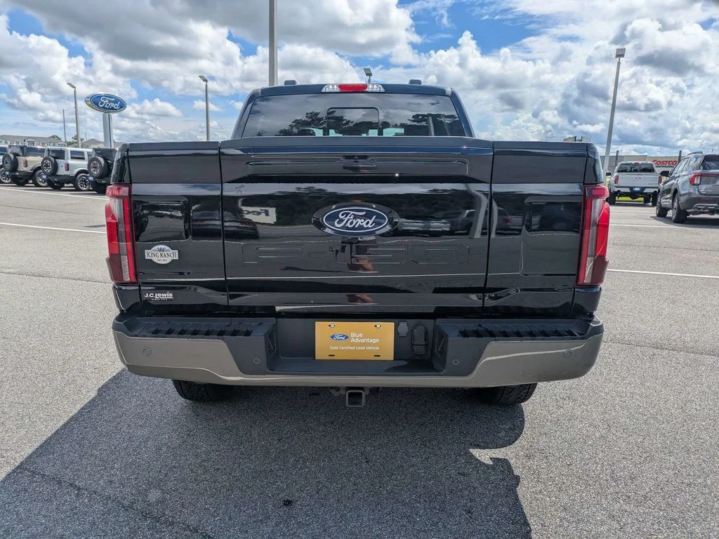 Used 2025 Agate Black Metallic Ford King Ranch image 5