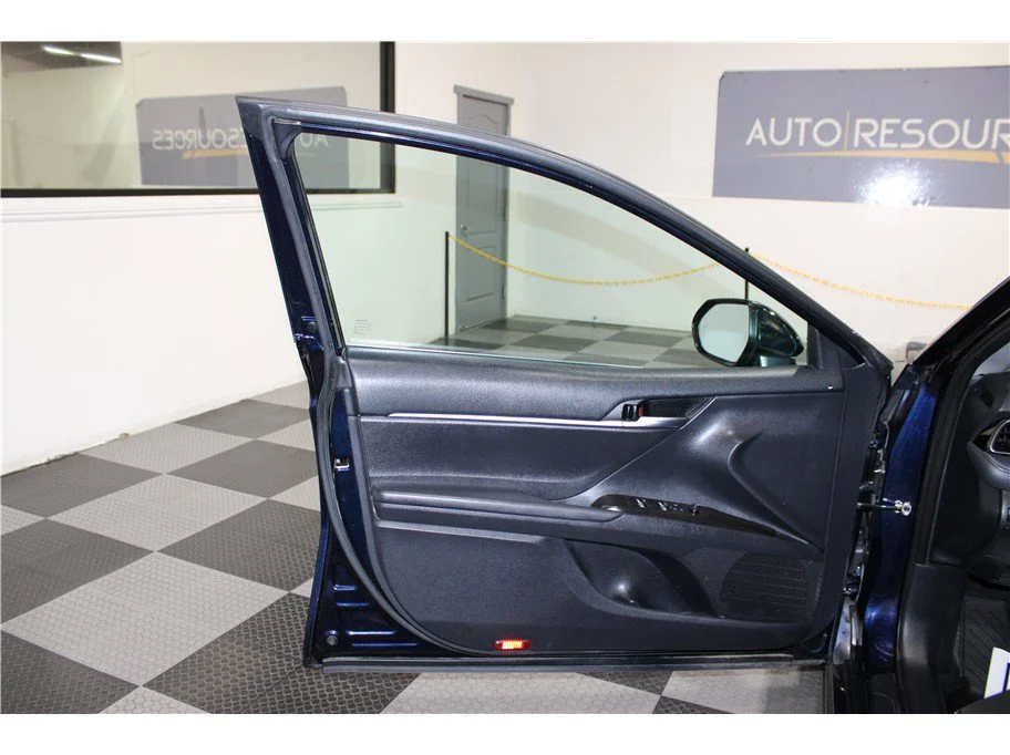 Used 2021 Blue Toyota SE Sedan 4D image 11