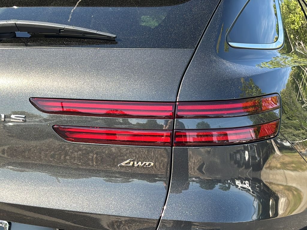 Certified Used 2026 Makalu Gray Genesis 2.5T image 13