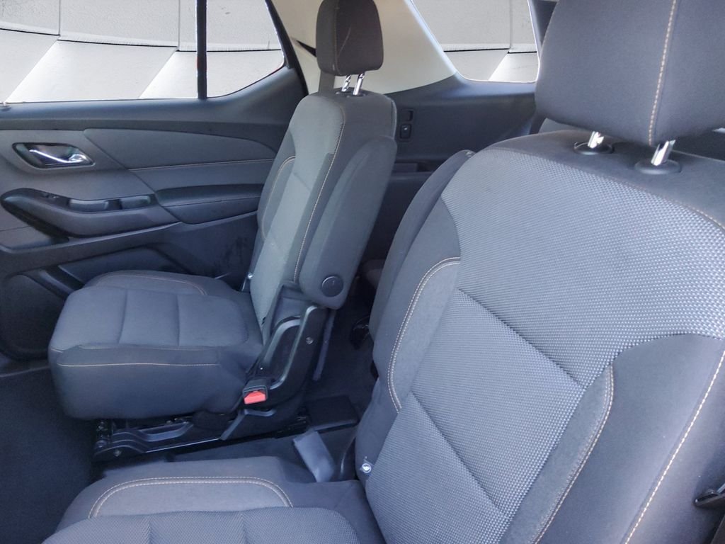 Used 2021 Silver Chevrolet LT image 18