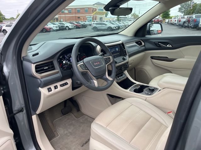 Used 2023 Silver GMC Denali image 6