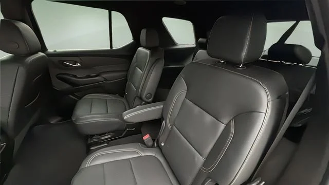 Used 2023 Sterling Gray Metallic Chevrolet LT Leather image 15