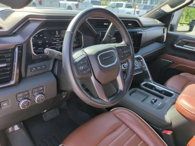 Used 2024 White GMC Denali Ultimate image 16