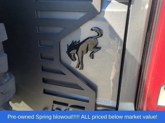 Used 2021 Gray Ford Badlands image 14