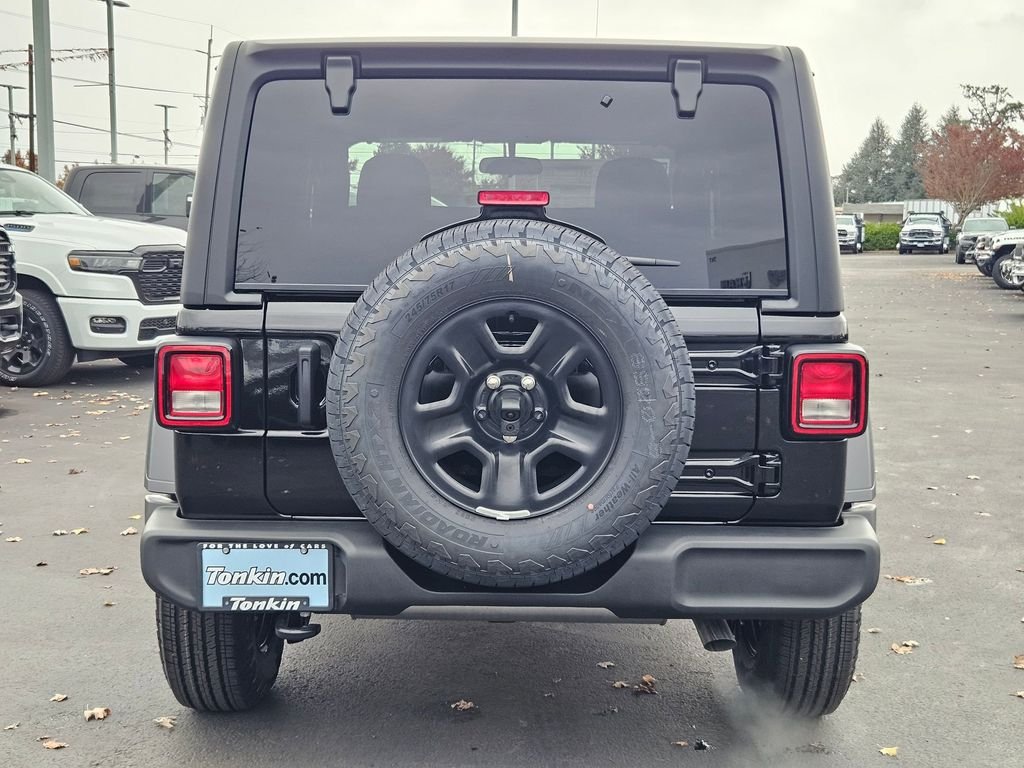 New 2026 Black Clear-Coat Exterior Paint Jeep Sport image 5