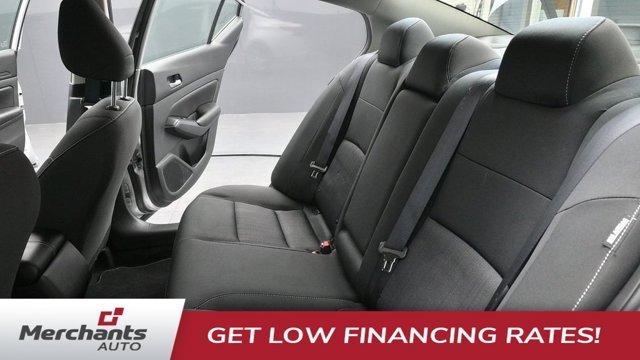Used 2022 Silver Nissan 2.5 S image 18
