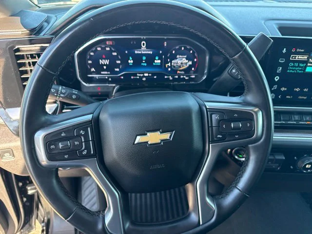 Used 2025 Black Chevrolet LT image 22