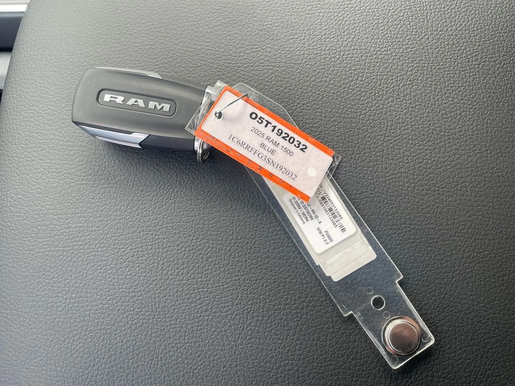Used 2025 Blue Ram Big Horn/Lone Star image 17