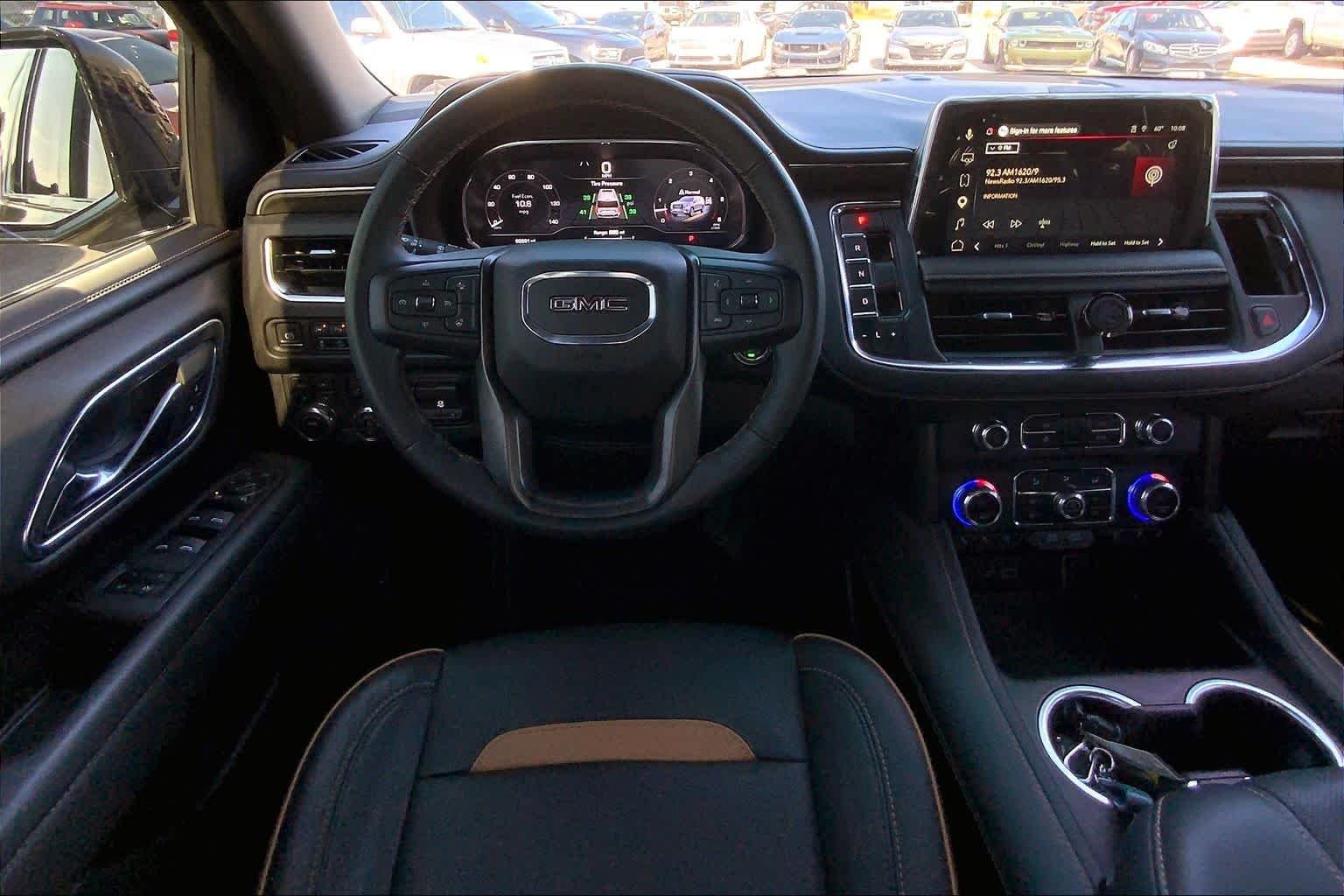 Used 2023 Onyx Black GMC AT4 image 9