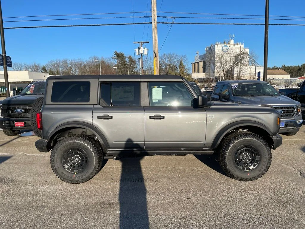 New 2026 CARBONIZED GRAY Ford Big Bend image 3