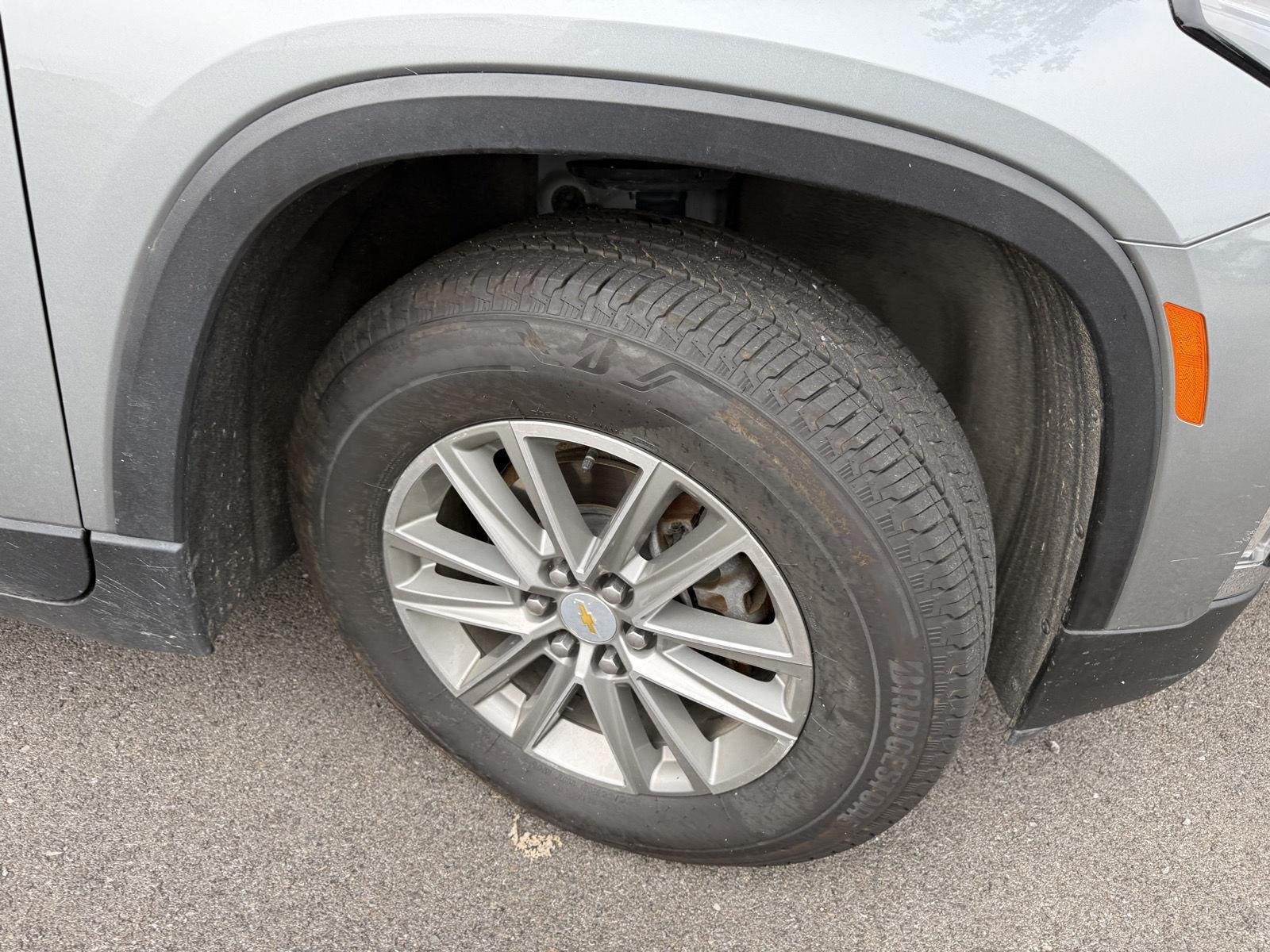Used 2023 Sterling Gray Metallic Chevrolet LT Cloth image 5