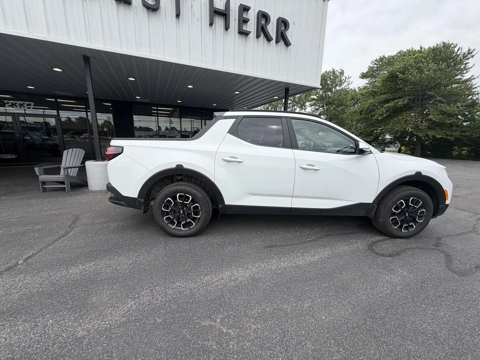 Used 2022 Ice White Hyundai SEL Premium image 7
