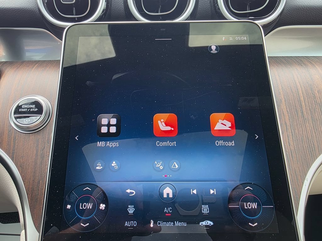 New 2026 Polar White Mercedes-Benz GLC 300 image 53