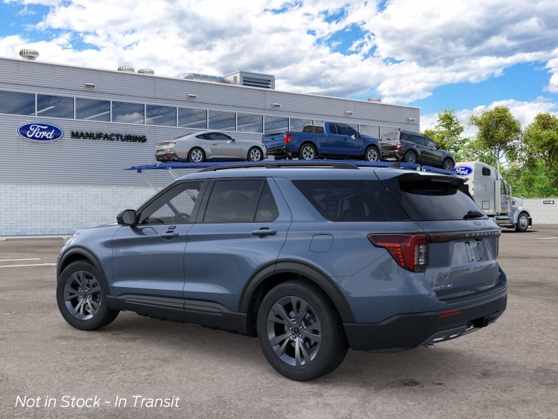 2026 Ford Explorer — photo 5