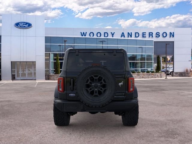 New 2026 Shadow Black Ford Badlands image 5