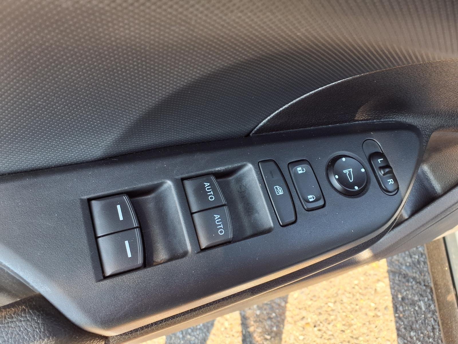 Used 2020 Sonic Gray Pearl Honda Sport image 6